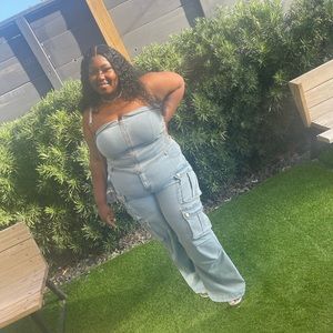 Fashion Nova 2 piece Set